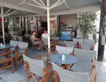 Cafes & Bars in Neapoli Square